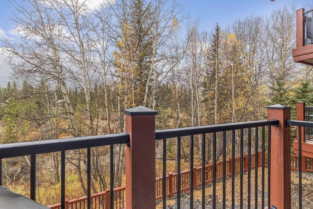 C202 Town Centre, Mtn View, Sleeps 7, Ac, Free Parking Canmore